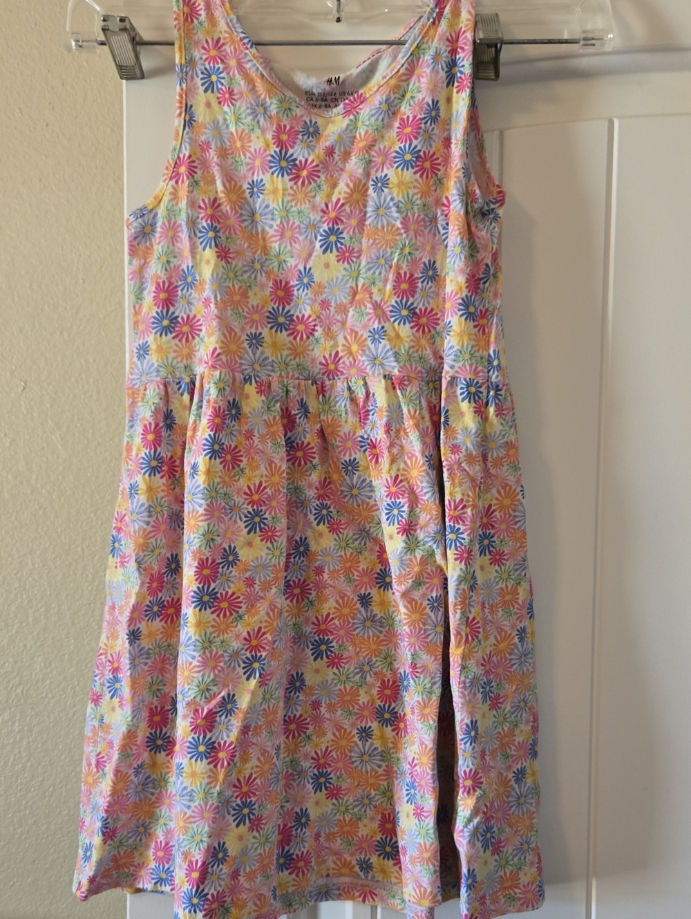 H&M Girls Sleeveless Daisy Print Dress in Pink, Yellow, Blue